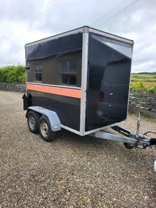 Box trailer