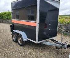 Box trailer