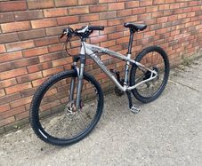 26 Inch Speczilzed Hardrock mountain bike