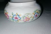 Vintage Royal Tara Tealight Candle Holder (Fine Bone China)