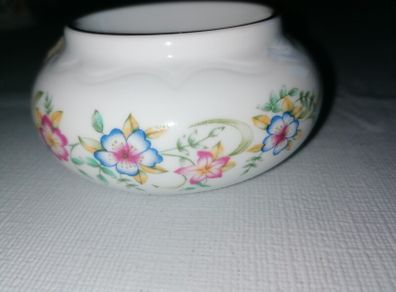 Vintage Royal Tara Tealight Candle Holder (Fine Bone China)