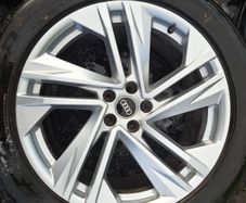 20" Genuine Audi Q7 S Line Alloys with tyres