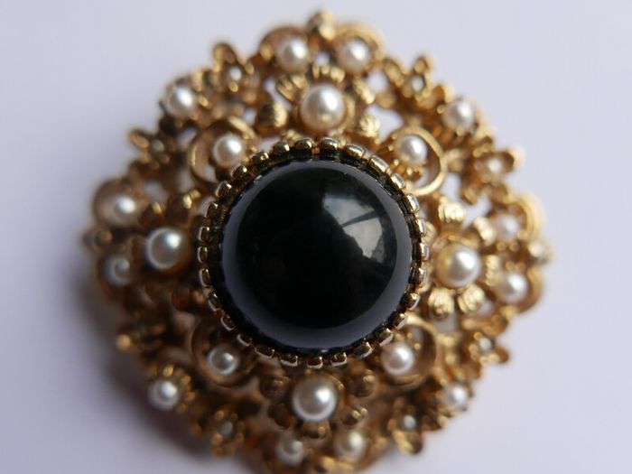 Vintage Victorian revival gold  layered domed brooch with black glass and faux pearls