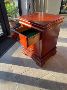 bedside lockers