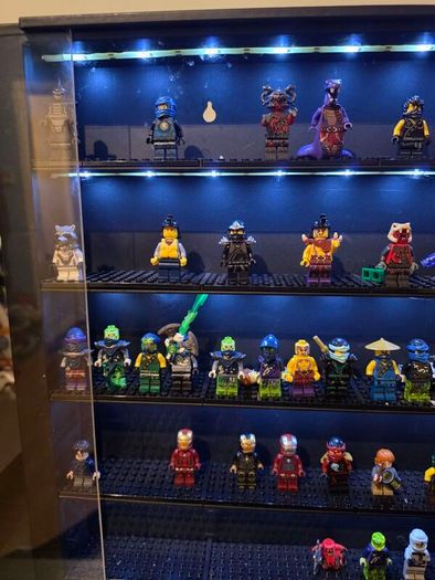 lego minifigures