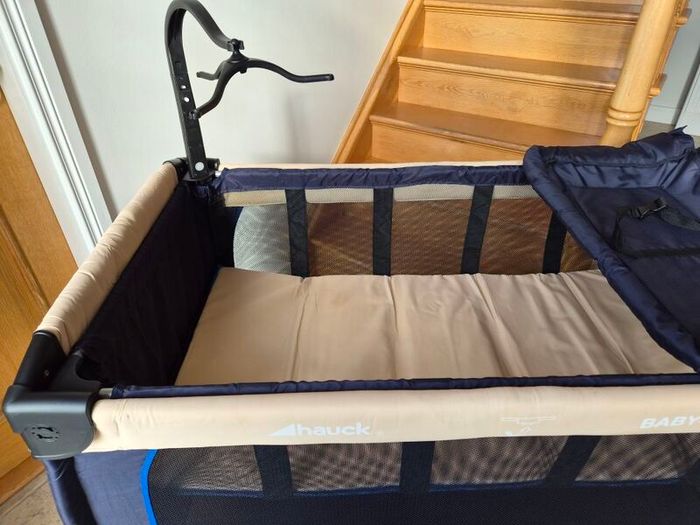 Travel cot/ baby Basinette/changer/playpen