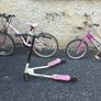 2 girls bike's Image 3