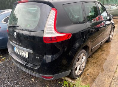 2012 Renault Scenic for parts