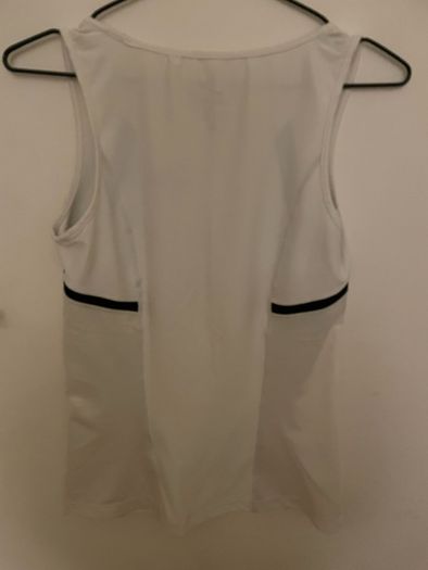 Nike tennis top size S