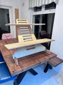 Standing workstation