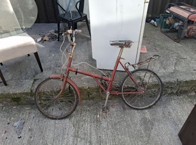 vintage Raleigh Twenty bicycle