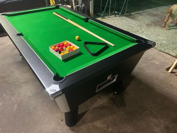 pooltable
