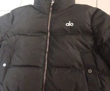 alo crop puff jacket
