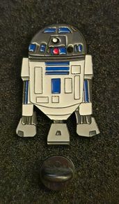 R2-d2, star wars , pin back badge.