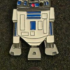 R2-d2, star wars , pin back badge.