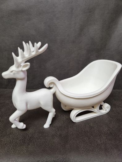 3D printed reindeer and sleigh Christmas ornament