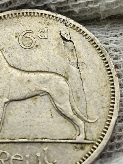 Ireland 1962 6d Sixpence Mint Error Defective Planchet