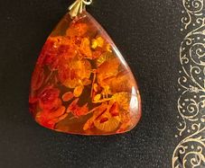 Amber pendant