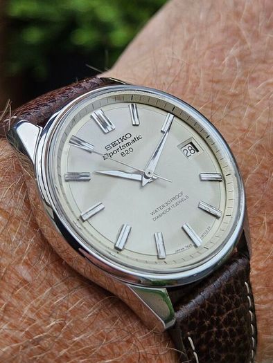 Watch Seiko Sportsmatic 820 Automatic.