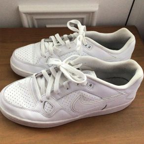 Nike Ladies Triple White Air Force Ones Low Top Trainers Size 6.5