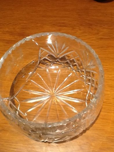 Crystal bowl with golfer engraved on side.