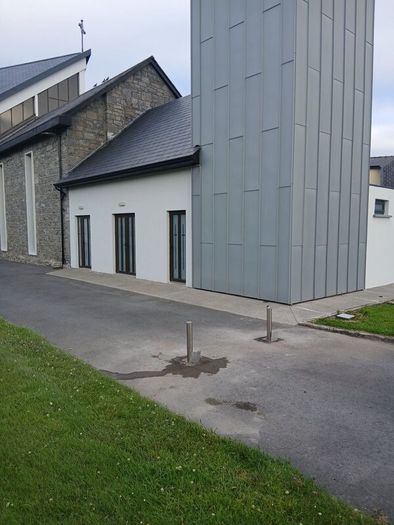 www.drivewaybollards.ie