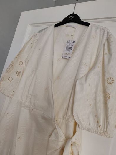 Mango BNWT cream dress