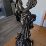 Figurine table lamp Image 6