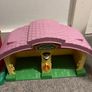 Farm and stables playhouses Image 3