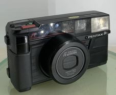 Pentax Zoom 70 35mm Film Camera