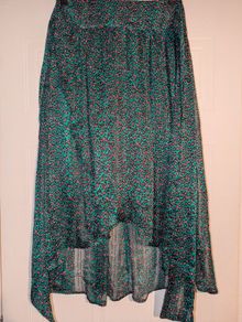 Stunning hi--lo midi skirt from Rowan Avenue