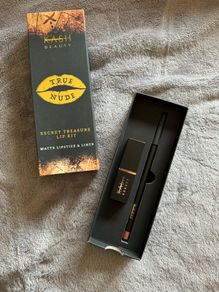 Brand New Kash Beauty Lip Set
