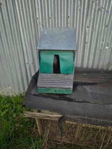roll away egg box