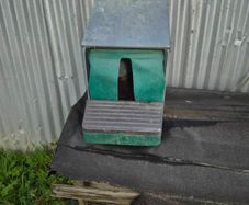 roll away egg box