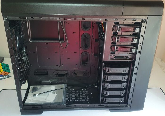 Computer case Thermaltake Urban S71 Full-Tower Chassis
