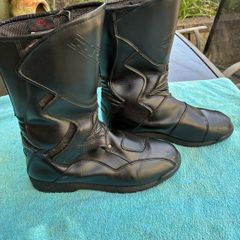 Richa Wayerproof motorcycle boots size 9