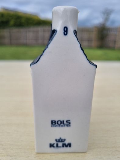 Collector's house from the KLM Delft Blue No9 series
