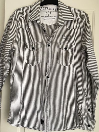 Selection of shirts size L 5 euro each