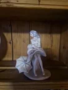 porcelain lady