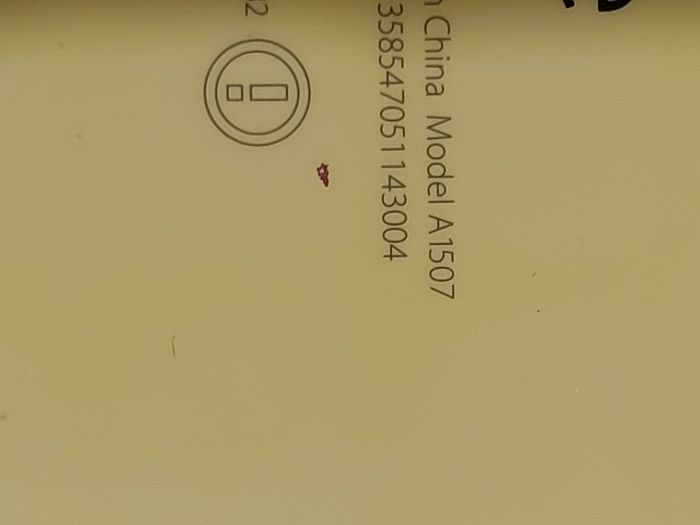 Apple Iphone 5c, Yellow, 16GB, works perfect, some screen damage, but touchscreen works fine