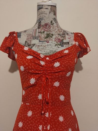 Qed London Floral Dress, New With Tags
