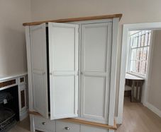 Doune 3dr wardrobe/Taupe & Oak/Excellent Condition