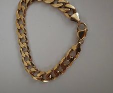 9k ct Gold Cuban Bracelet 32.9 grams