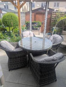 Florida outdoor dining set