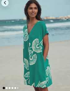 woman dresses 2