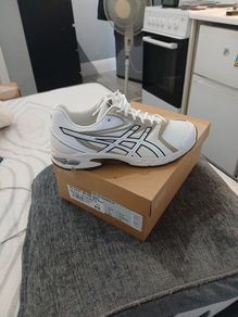 Asics Gel Ds Trainers Brand New Size 8