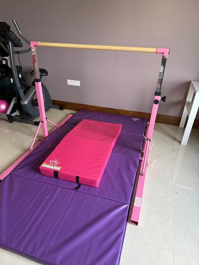 Gymnastics bar