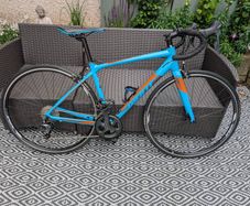 Giant Contend SL 2 Road Bike Size Small