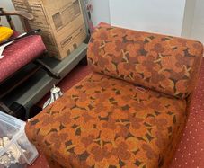Retro chair with storage