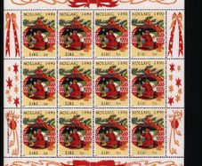 1990 Ireland Christmas Commemorative Stamp Sheetlet Mint Never Hinged (MNH)
